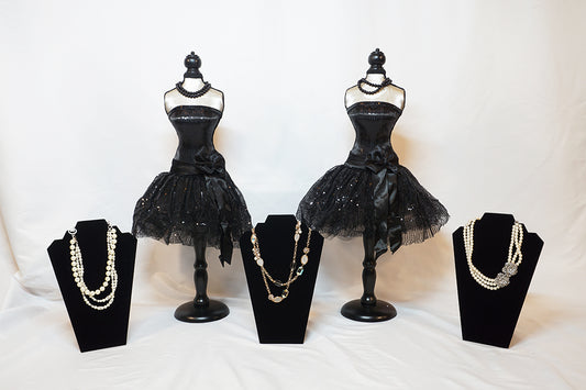 Bodice shaped centerpieces and necklaces